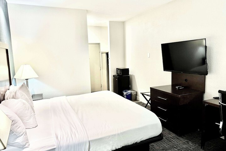 Baymont by Wyndham Richmond I-70