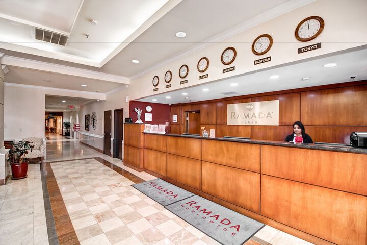 Hotel 4 of 18