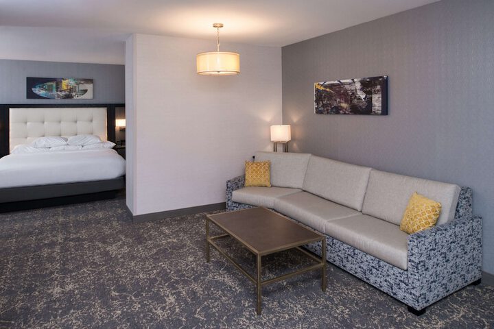 DoubleTree by Hilton Utica