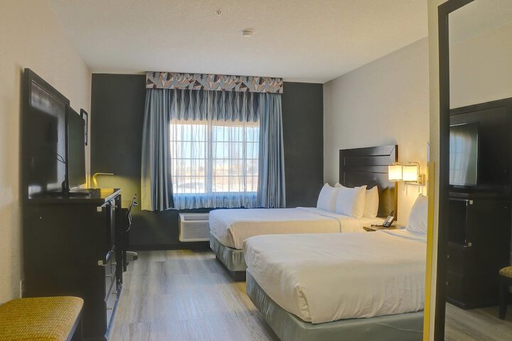 Quality Inn & Suites Roswell North