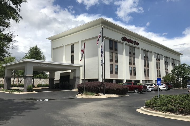 Hotel 5 of 49