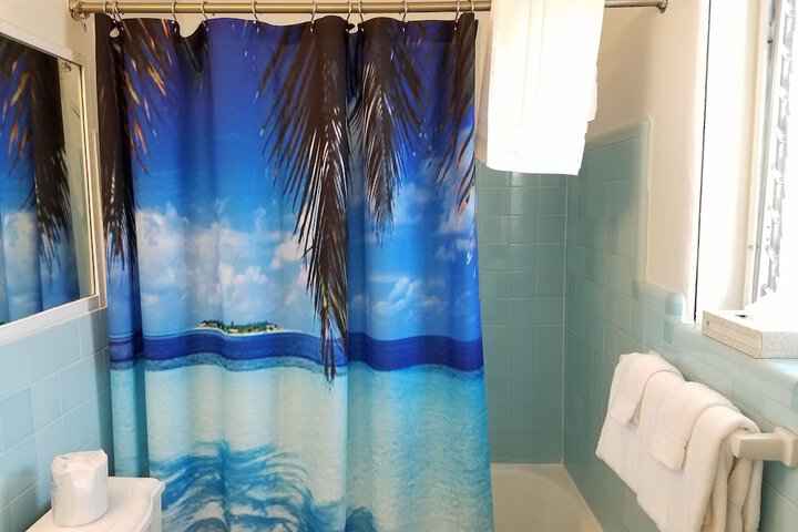 Room 181 of 218