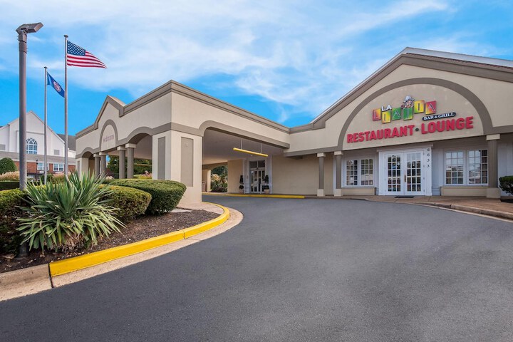 Clarion Inn Falls Church - Arlington