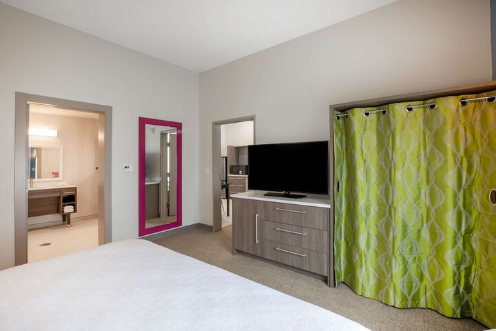 Room 21 of 26