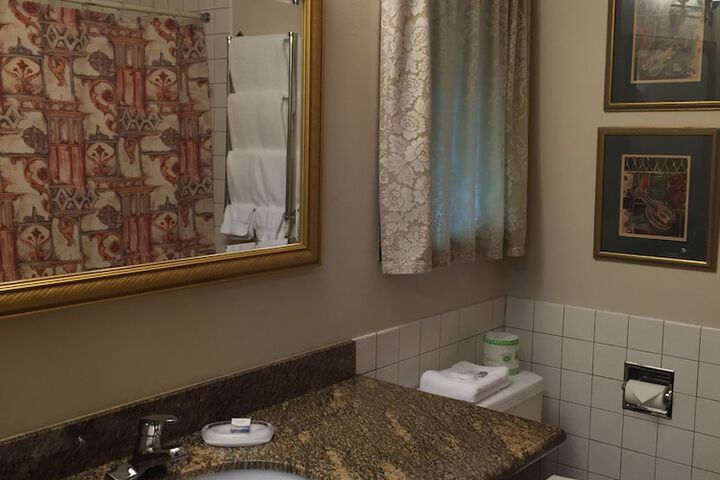 Port Angeles Inn