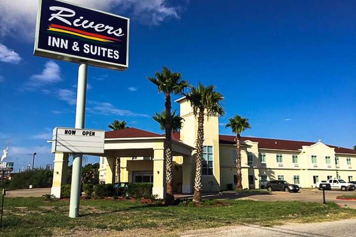 Rivers Inn & Suites