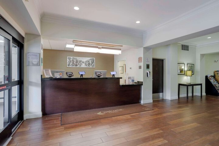 Hotel Interior 9 of 44