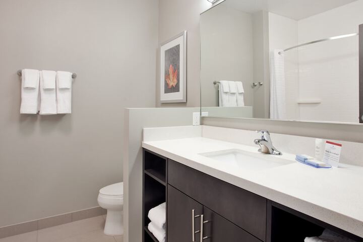 Room 10 of 29