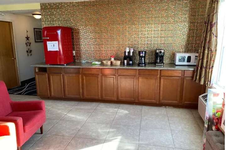 Hotel Interior 5 of 16