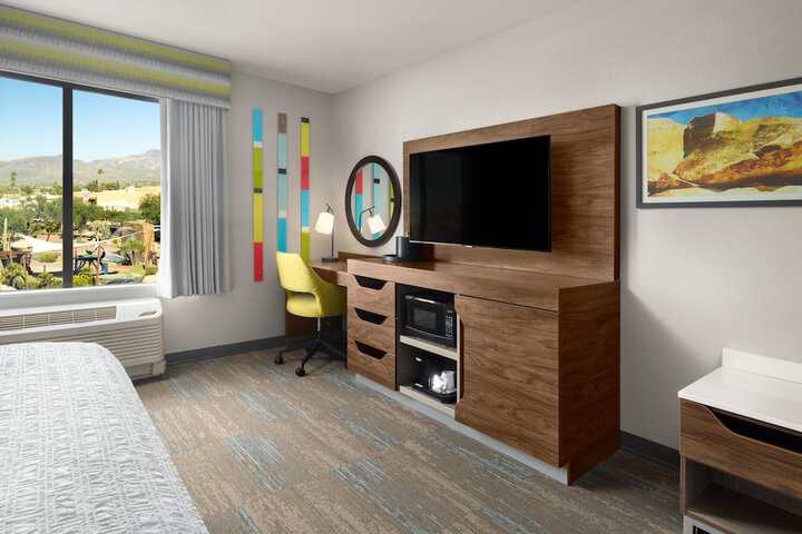 Room 35 of 63