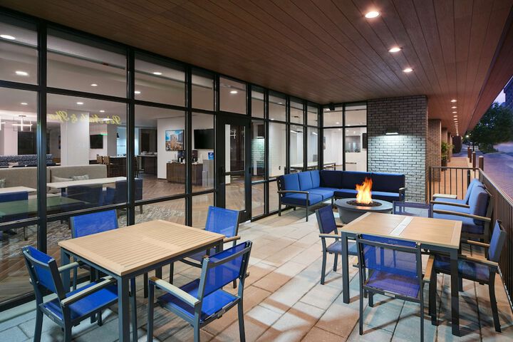 Terrace/Patio 45 of 45