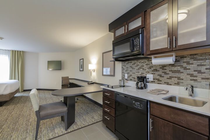 Room 15 of 38
