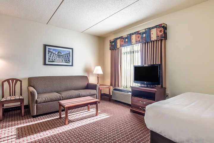 Room 16 of 65