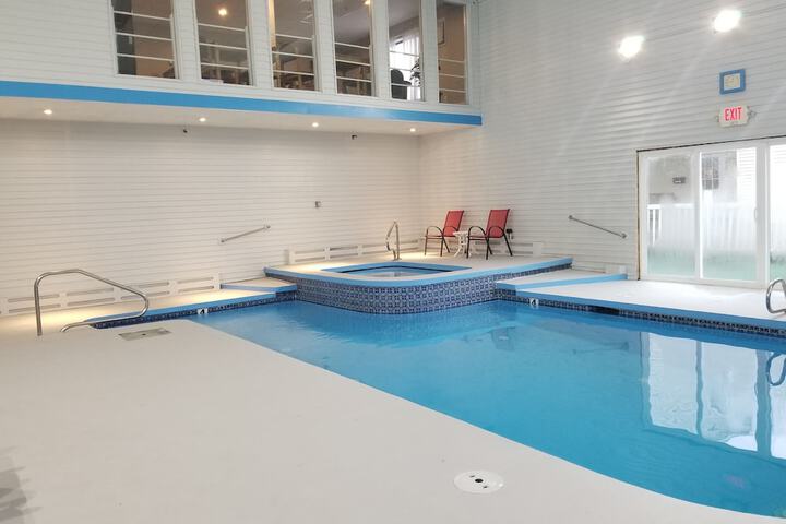 Pool 10 of 49