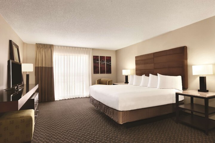 Room 9 of 23