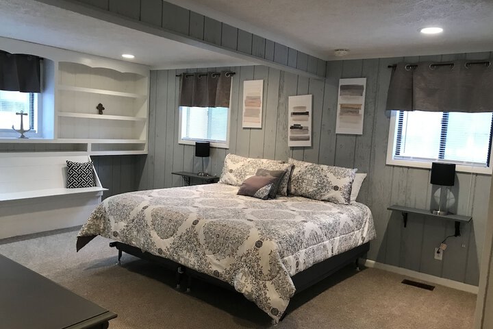 Room 318 of 399