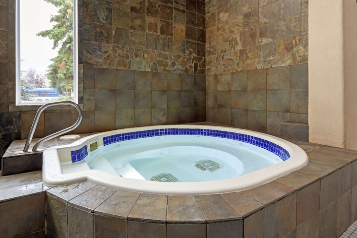 Pool 8 of 50