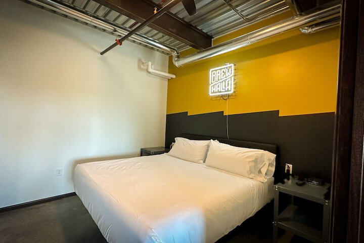 Room 29 of 45