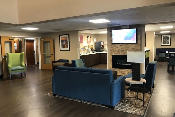 Comfort Suites Northside Hospital Gwinnett