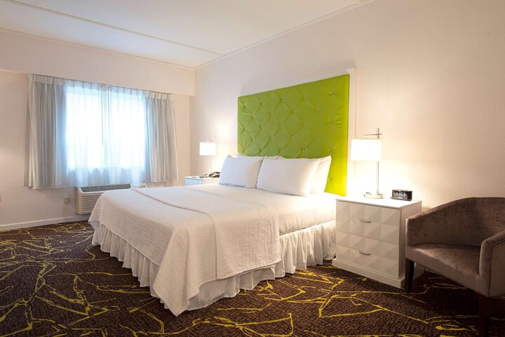 The Roslyn Tapestry Collection by Hilton