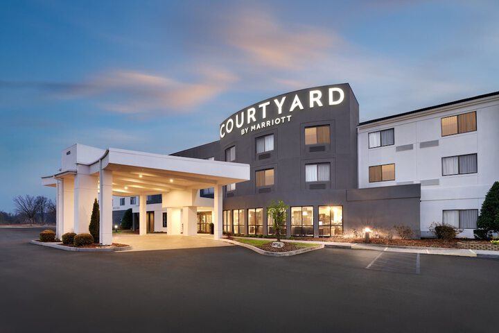 Hotel 2 of 40