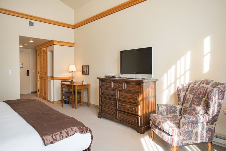 Room 18 of 53