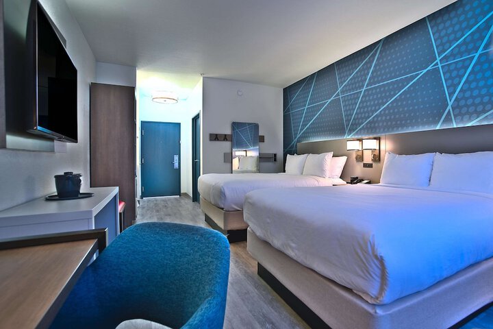 Room 12 of 42