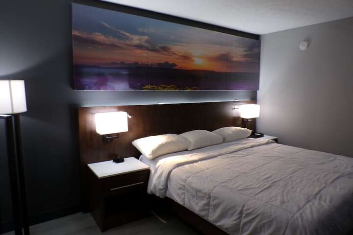 Luxor Inn & Suites a Travelodge by Wyndham