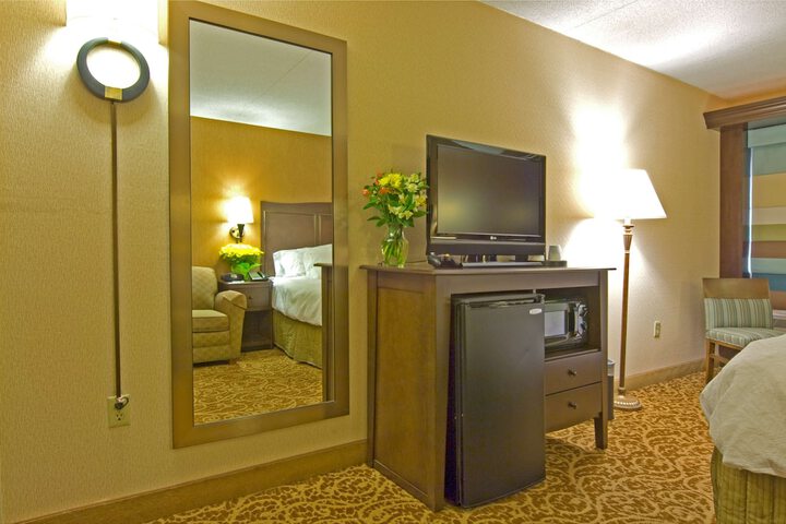 Room 49 of 77