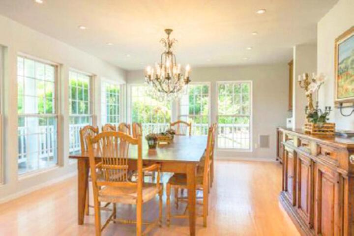 Villa Victoria - Cozy Hamptons Villa