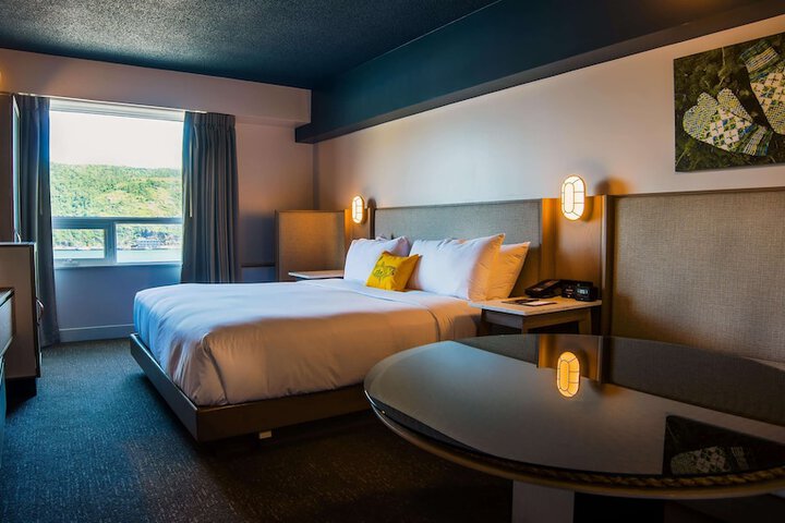 DoubleTree by Hilton St. Johns Harbourview