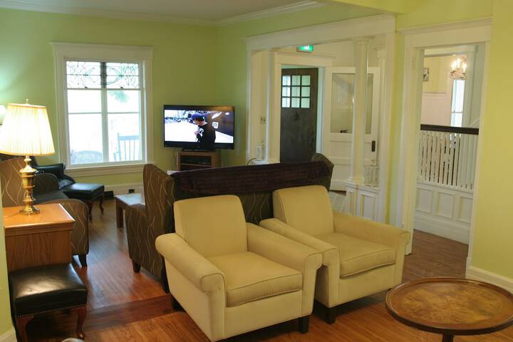 Hotel Interior 10 of 35