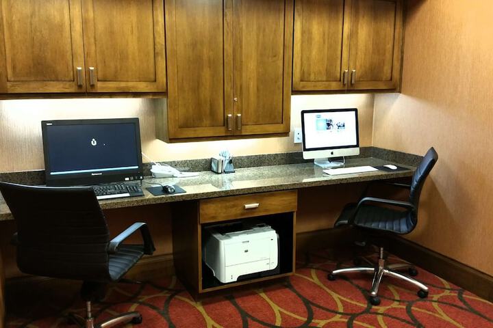 Hampton Inn & Suites Salinas
