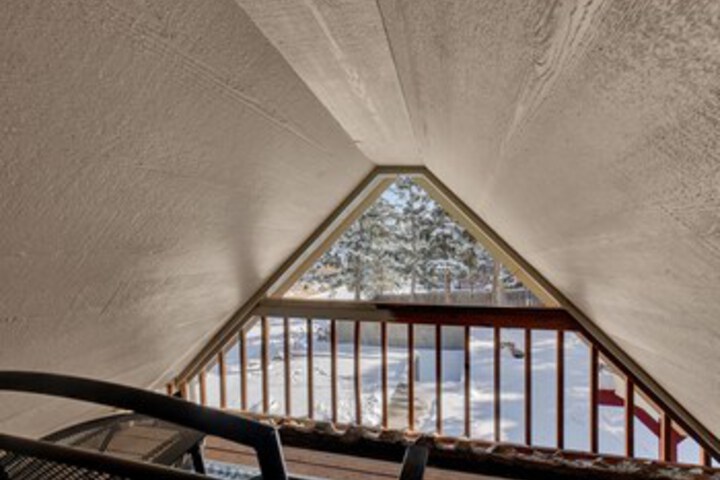 The Chipita Park Cabin