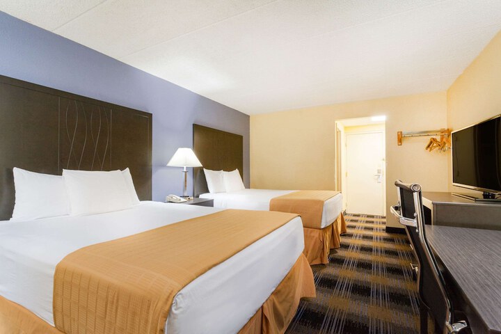 Room 18 of 27