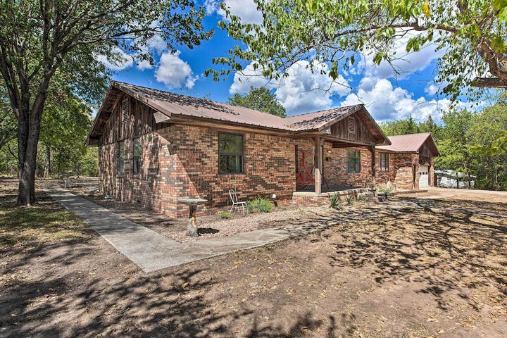 Lovely anna Fink House w / Patio & Fire Pit