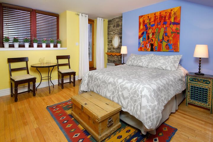 Room 44 of 60