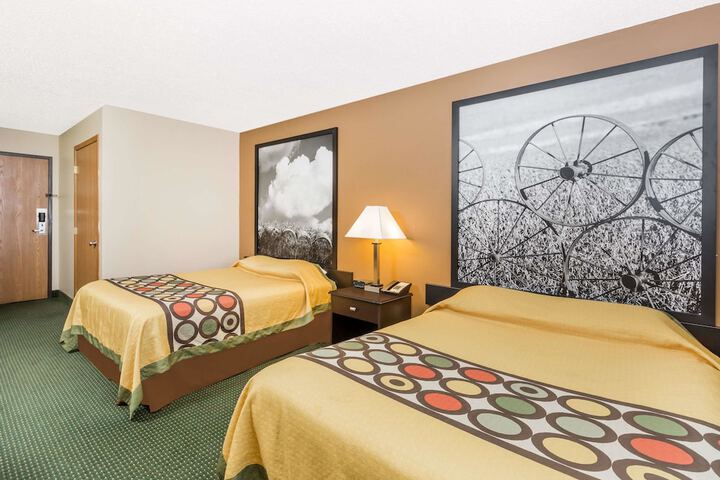 Room 2 of 15