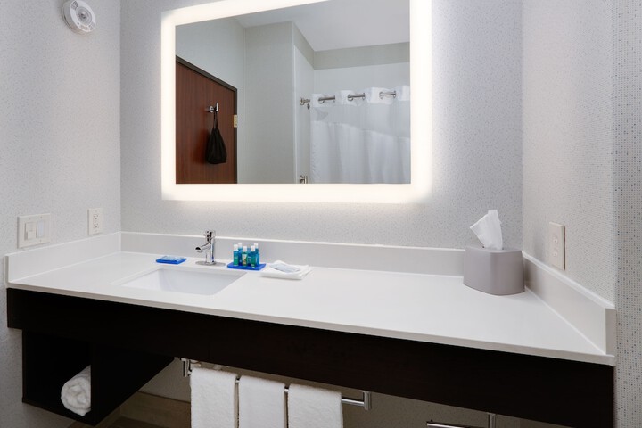 Holiday Inn Express Hotel & Suites Dallas - Duncanville by IHG