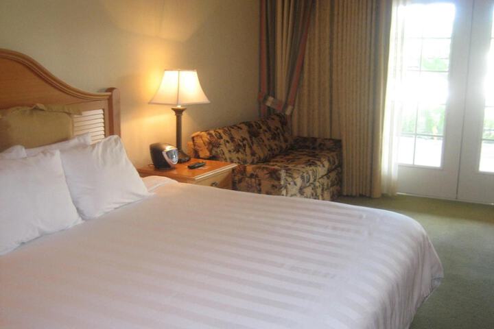 Room 28 of 37