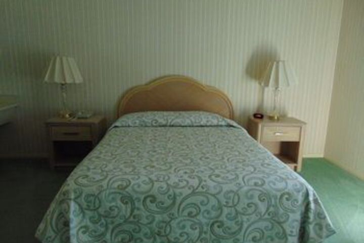 Knights Inn Lodge Resort Forest City