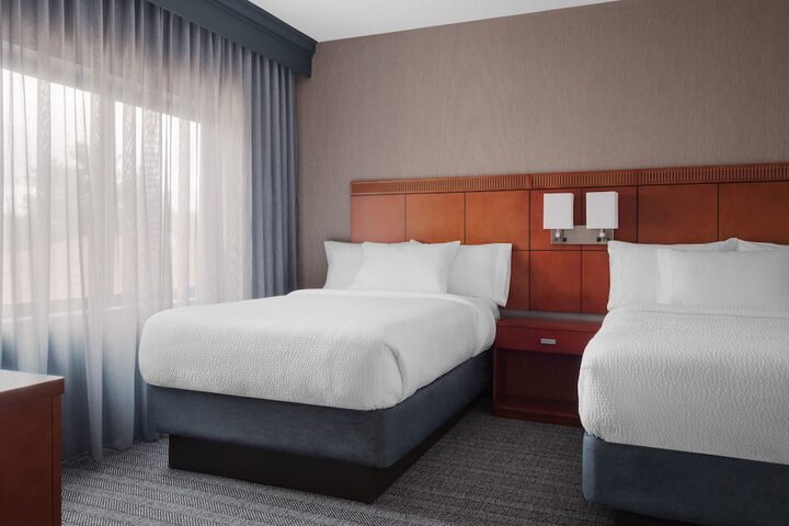 Room 15 of 34