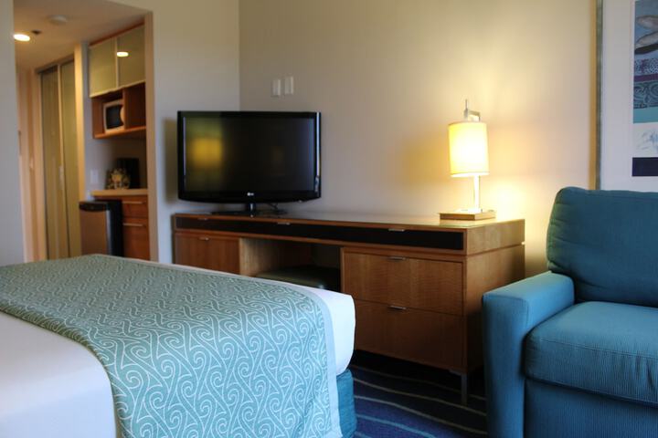 Room 35 of 84