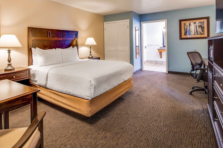 Room 20 of 35