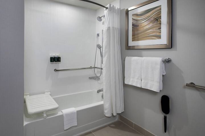 Room 14 of 29