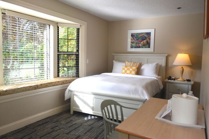 Room 29 of 70