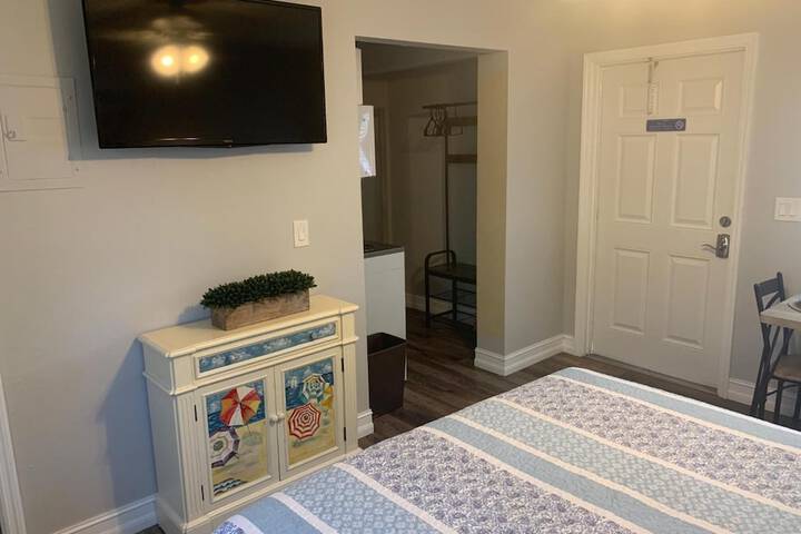 Room 32 of 51