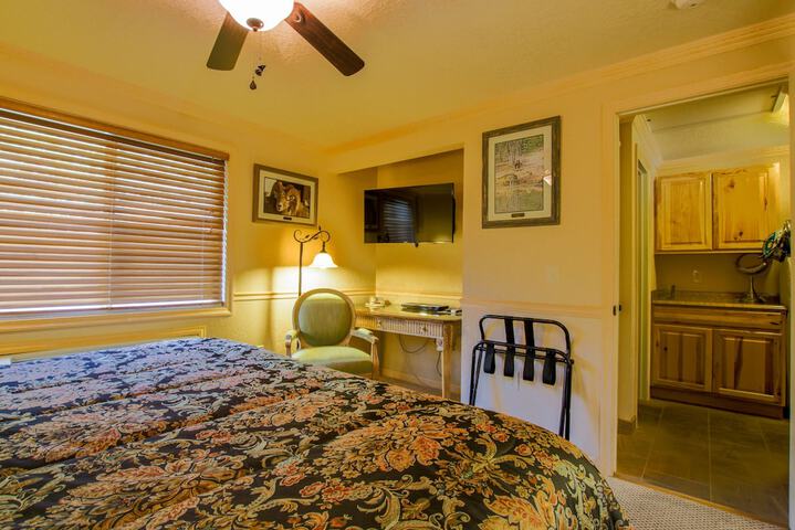 Room 13 of 62
