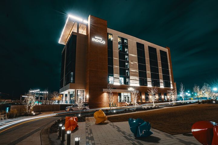 Hotel Indigo Columbus at Riverfront Place by IHG