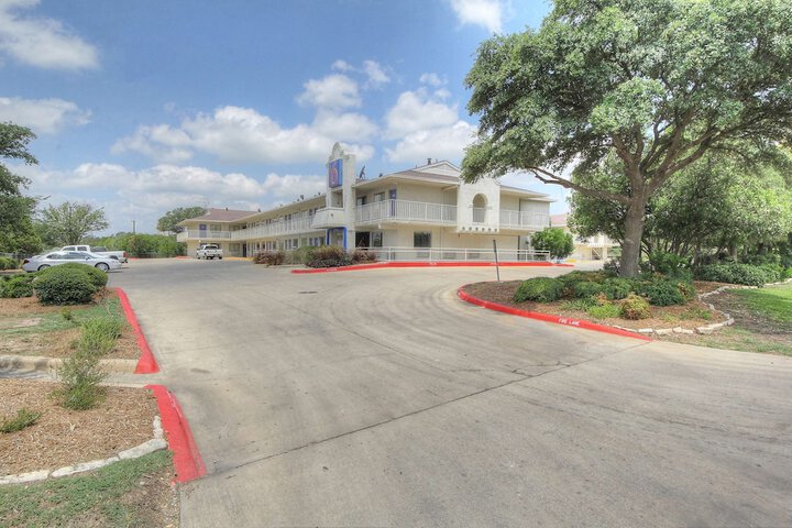 Hotel 5 of 31